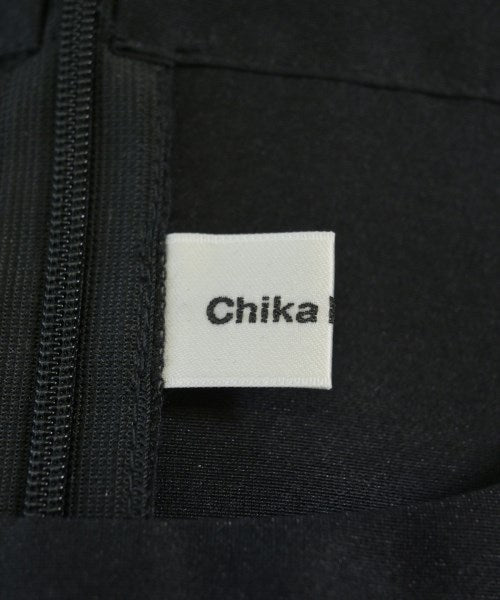 Chika Kisada เสื้อสตรี