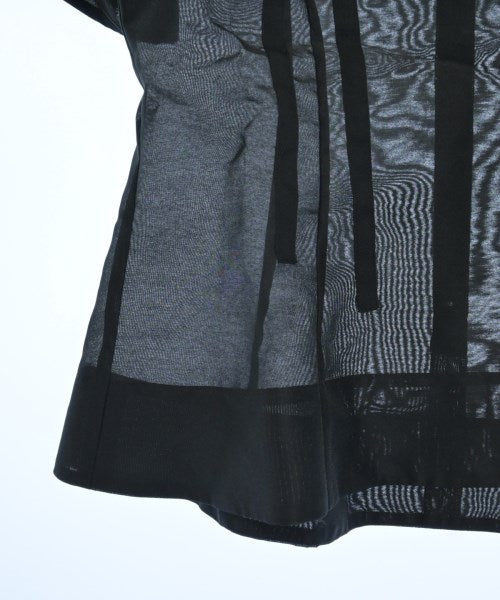 Chika Kisada เสื้อสตรี