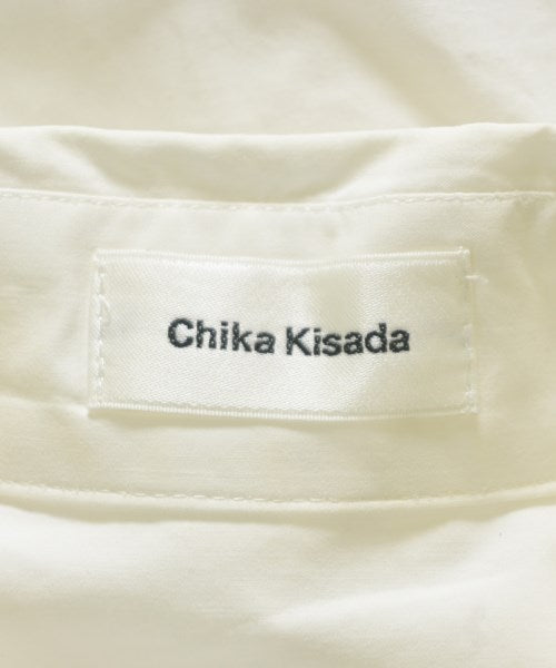 Chika Kisada เดรสที่เป็นเสื้อเชิ้ตตัวยาว