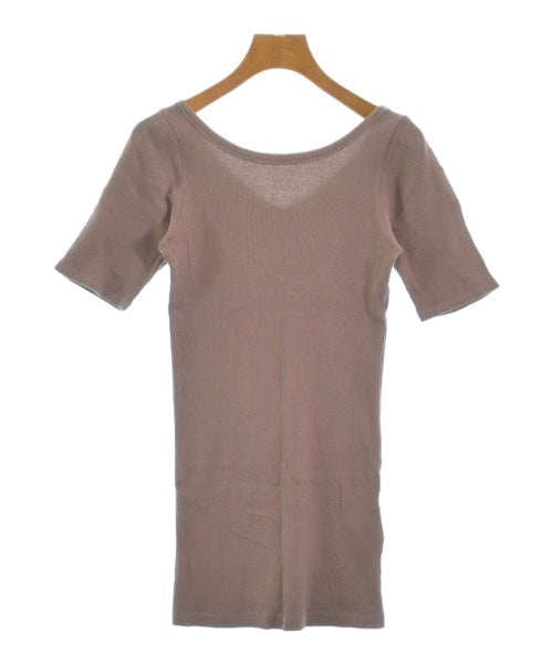v::room เสื้อยืด/เสื้อท็อปส์