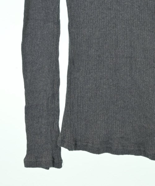 v::room เสื้อกันหนาว