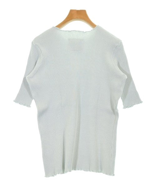 v::room เสื้อยืด/เสื้อท็อปส์