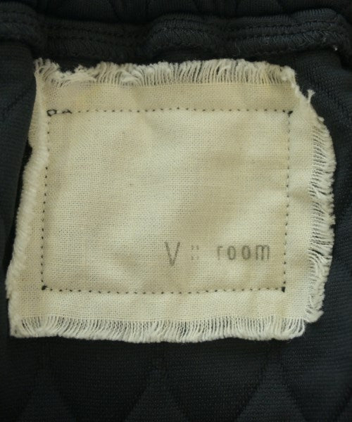 v::room กระโปรงยาวถึงเข่า