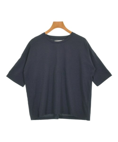 v::room เสื้อยืด/เสื้อท็อปส์