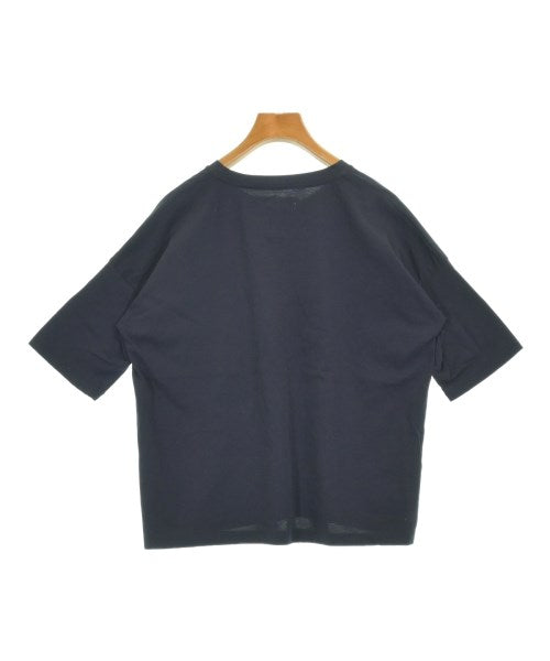v::room เสื้อยืด/เสื้อท็อปส์