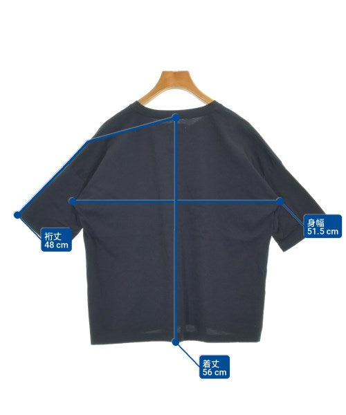 v::room เสื้อยืด/เสื้อท็อปส์