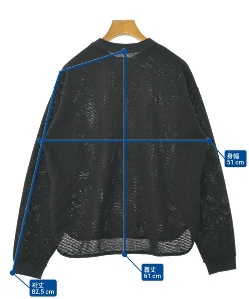 v::room เสื้อยืด/เสื้อท็อปส์