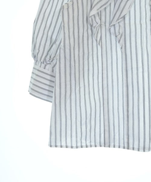 Noela เสื้อสตรี