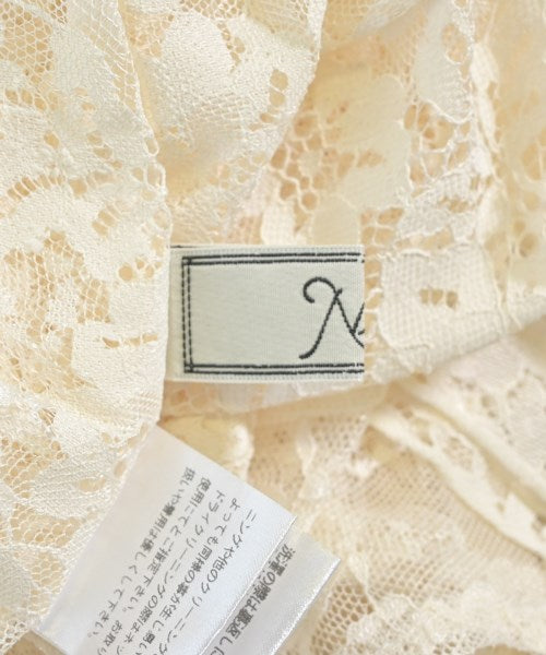 Noela เสื้อสตรี