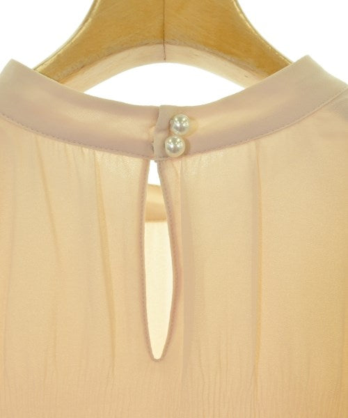 Noela เสื้อสตรี