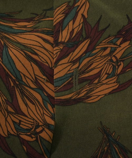 BEAMS Lights เสื้อลำลอง