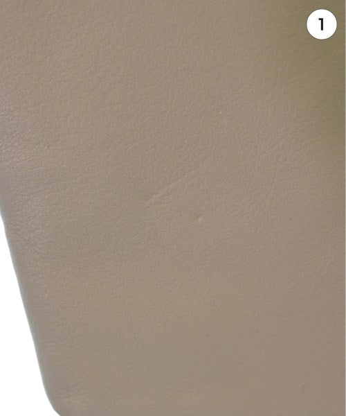 Hender Scheme กระเป๋าสะพาย