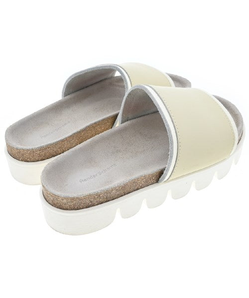 Hender Scheme รองเท้าแตะ