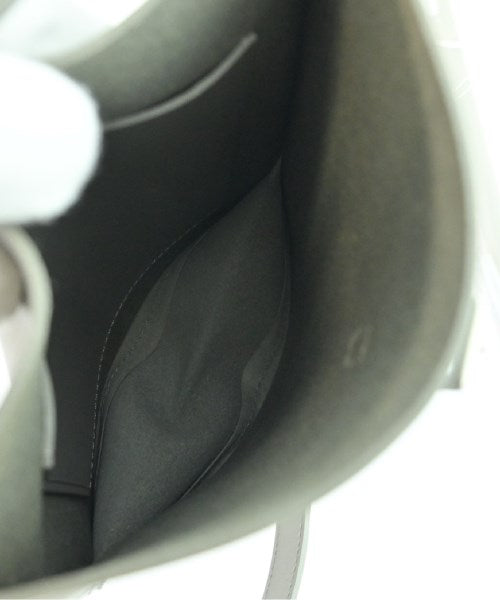 Hender Scheme กระเป๋าสะพาย