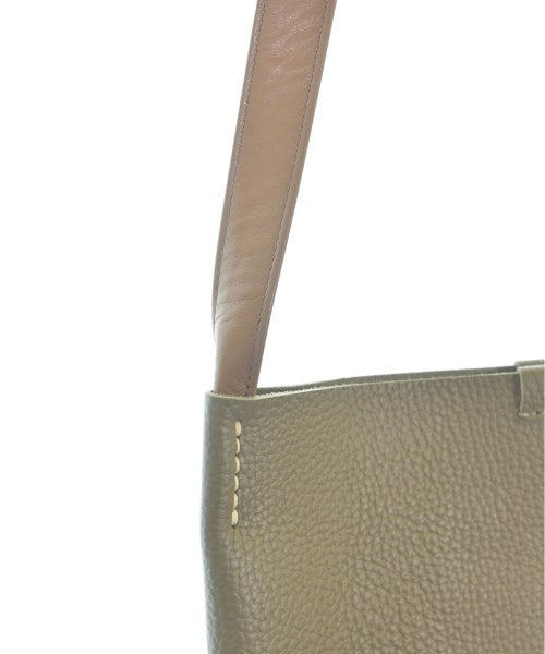Hender Scheme กระเป๋าสะพาย