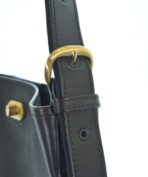 Hender Scheme กระเป๋าสะพาย