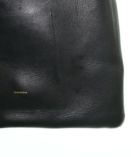 Hender Scheme กระเป๋าสะพาย