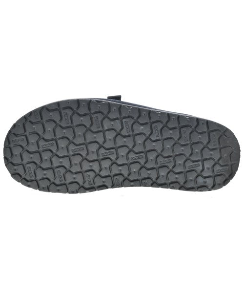 Hender Scheme รองเท้าผ้าใบ