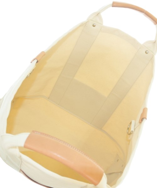 Hender Scheme กระเป๋าถือขนาดใหญ่