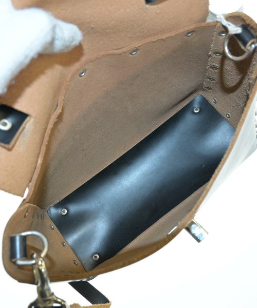 Hender Scheme กระเป๋าสะพาย