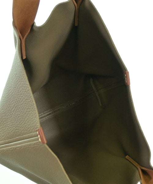 Hender Scheme กระเป๋าถือขนาดใหญ่