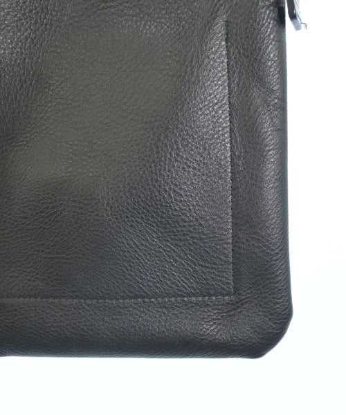 Hender Scheme กระเป๋าสะพาย