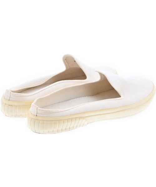 Hender Scheme รองเท้าผ้าใบ