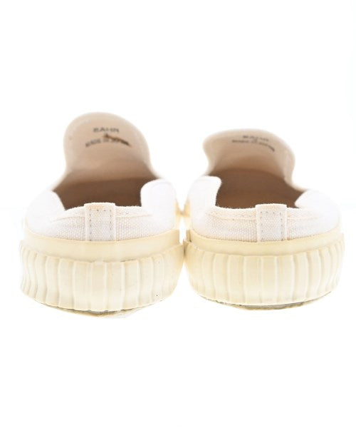 Hender Scheme รองเท้าผ้าใบ