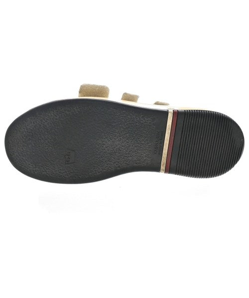 OSKLEN รองเท้าผ้าใบ