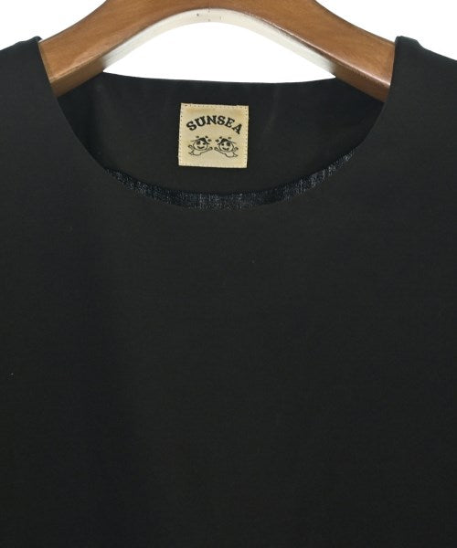 SUNSEA เสื้อยืด/เสื้อท็อปส์