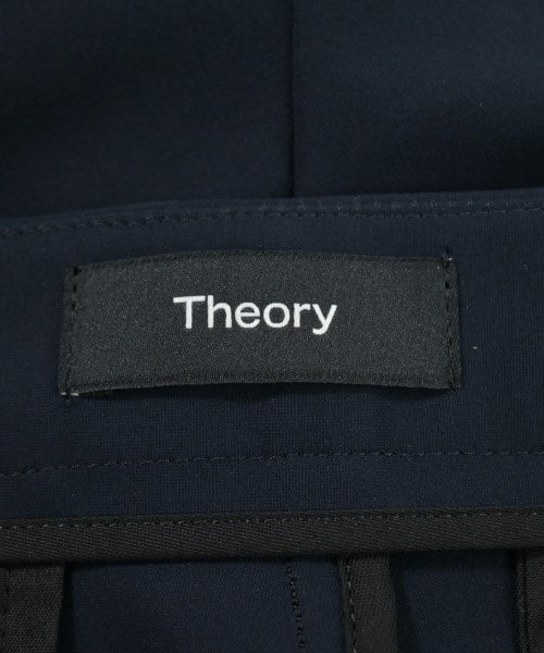 Theory กางเกง อื่น