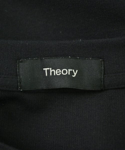 Theory เสื้อยืด/เสื้อท็อปส์