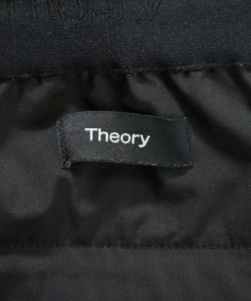 Theory กางเกง อื่น