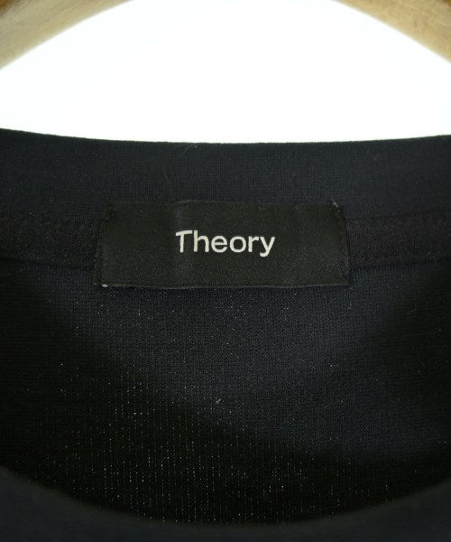 Theory เสื้อยืด/เสื้อท็อปส์