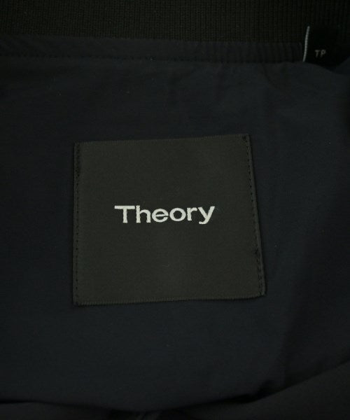 Theory แจ็คเก็ตเบลาส์ อื่น