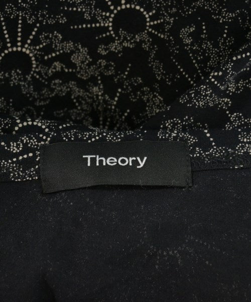 Theory เสื้อยืด/เสื้อท็อปส์
