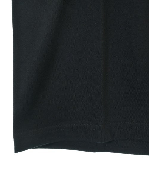 TOGA เสื้อยืด/เสื้อท็อปส์