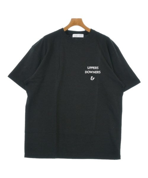 TOGA เสื้อยืด/เสื้อท็อปส์