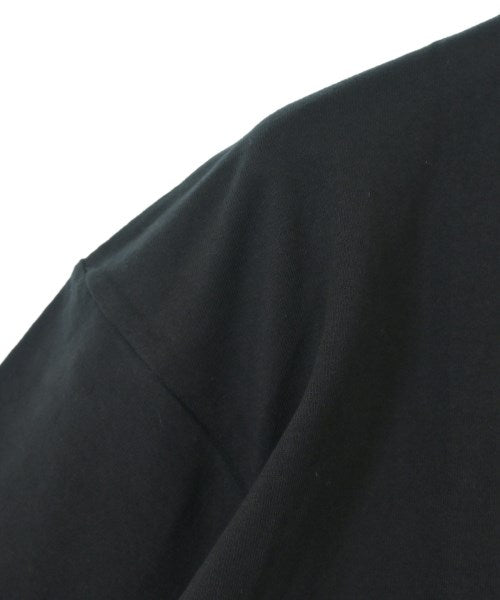 TOGA เสื้อยืด/เสื้อท็อปส์