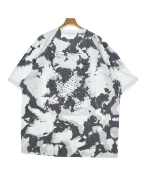 TOGA เสื้อยืด/เสื้อท็อปส์