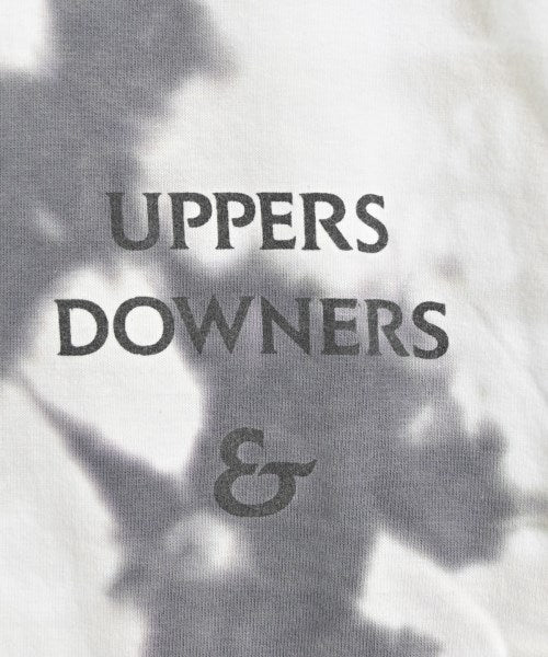 TOGA เสื้อยืด/เสื้อท็อปส์