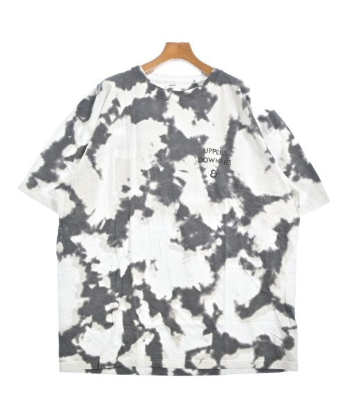 TOGA เสื้อยืด/เสื้อท็อปส์