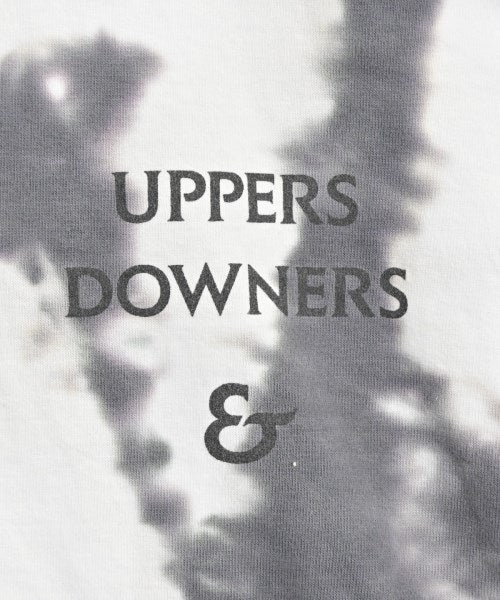 TOGA เสื้อยืด/เสื้อท็อปส์