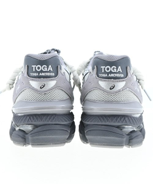 TOGA รองเท้าผ้าใบ