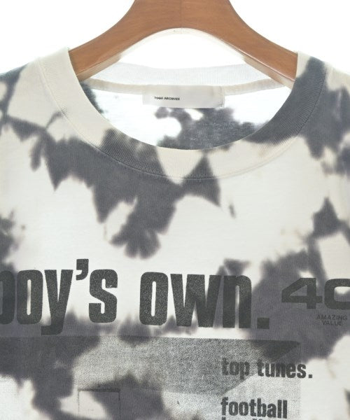 TOGA เสื้อยืด/เสื้อท็อปส์
