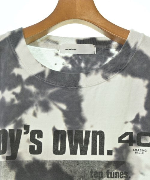 TOGA เสื้อยืด/เสื้อท็อปส์