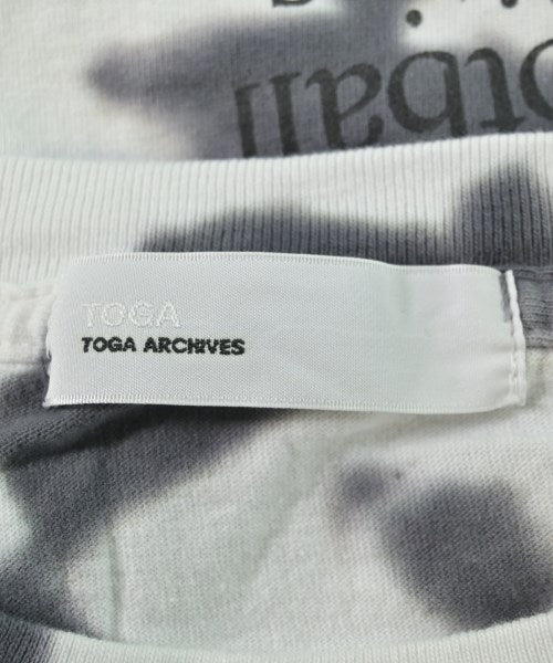TOGA เสื้อยืด/เสื้อท็อปส์