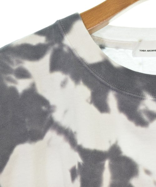 TOGA เสื้อยืด/เสื้อท็อปส์