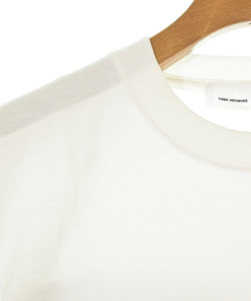 TOGA เสื้อยืด/เสื้อท็อปส์