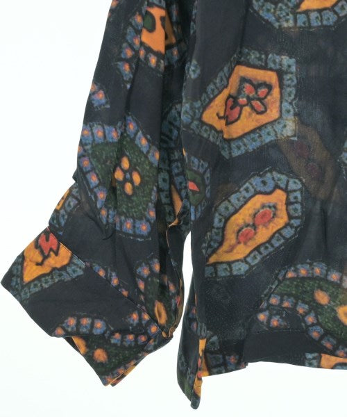 TOGA เสื้อลำลอง